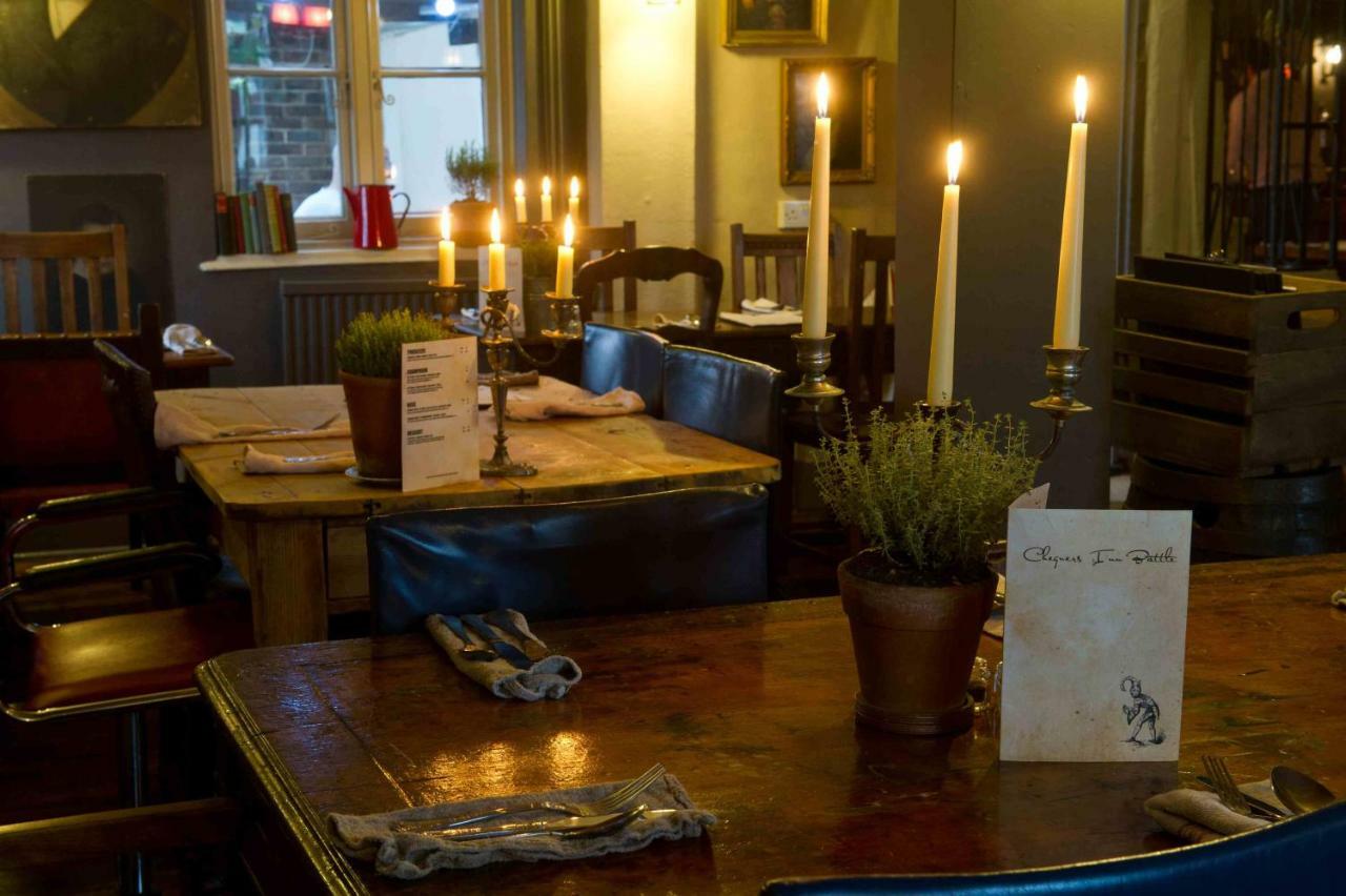 Chequers Inn Баттл Экстерьер фото